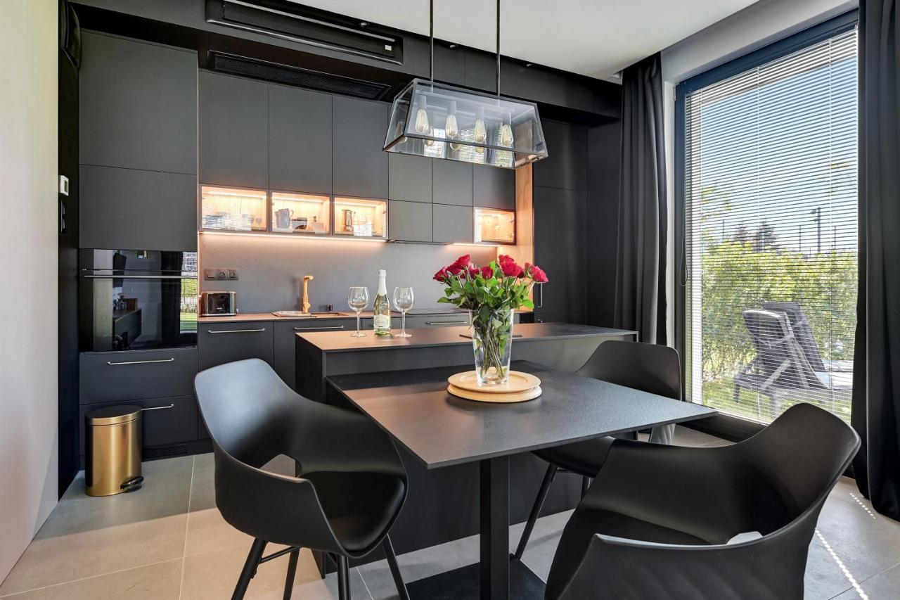 Botanica Premium Apartments Гданськ Екстер'єр фото